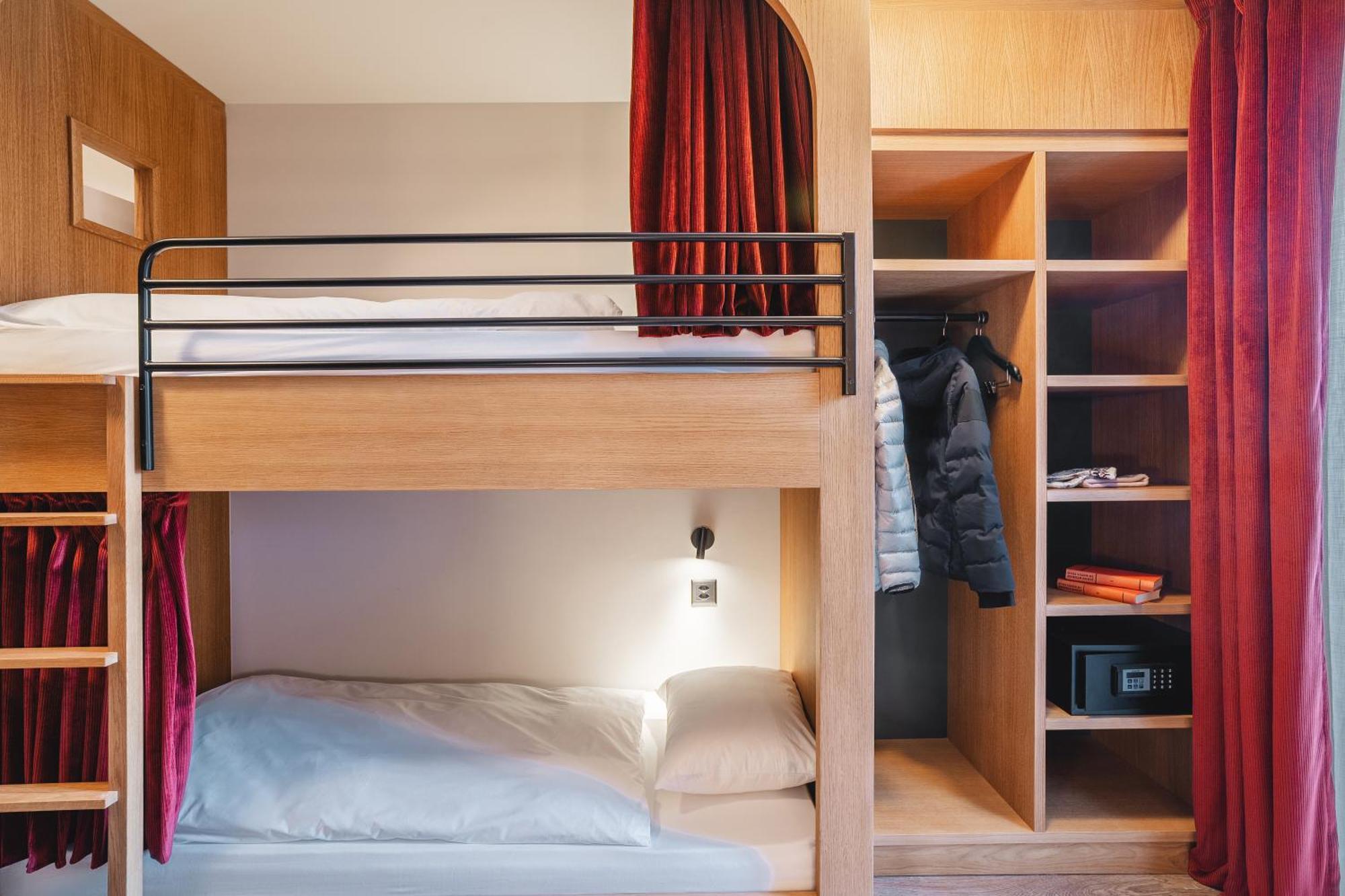 Room Bunk Beds
